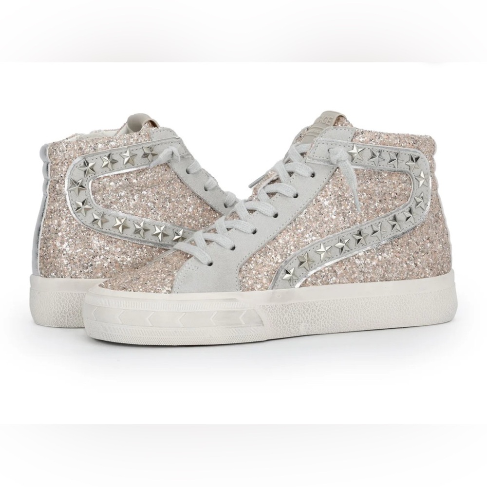 Vintage Havana Hailey Glitter High Top Sneakers
*WORN ONCE